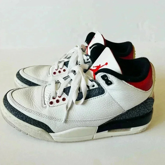 Air Jordan 3 SE Retro Denim Fire Red Sneakers - Picture 3 of 11